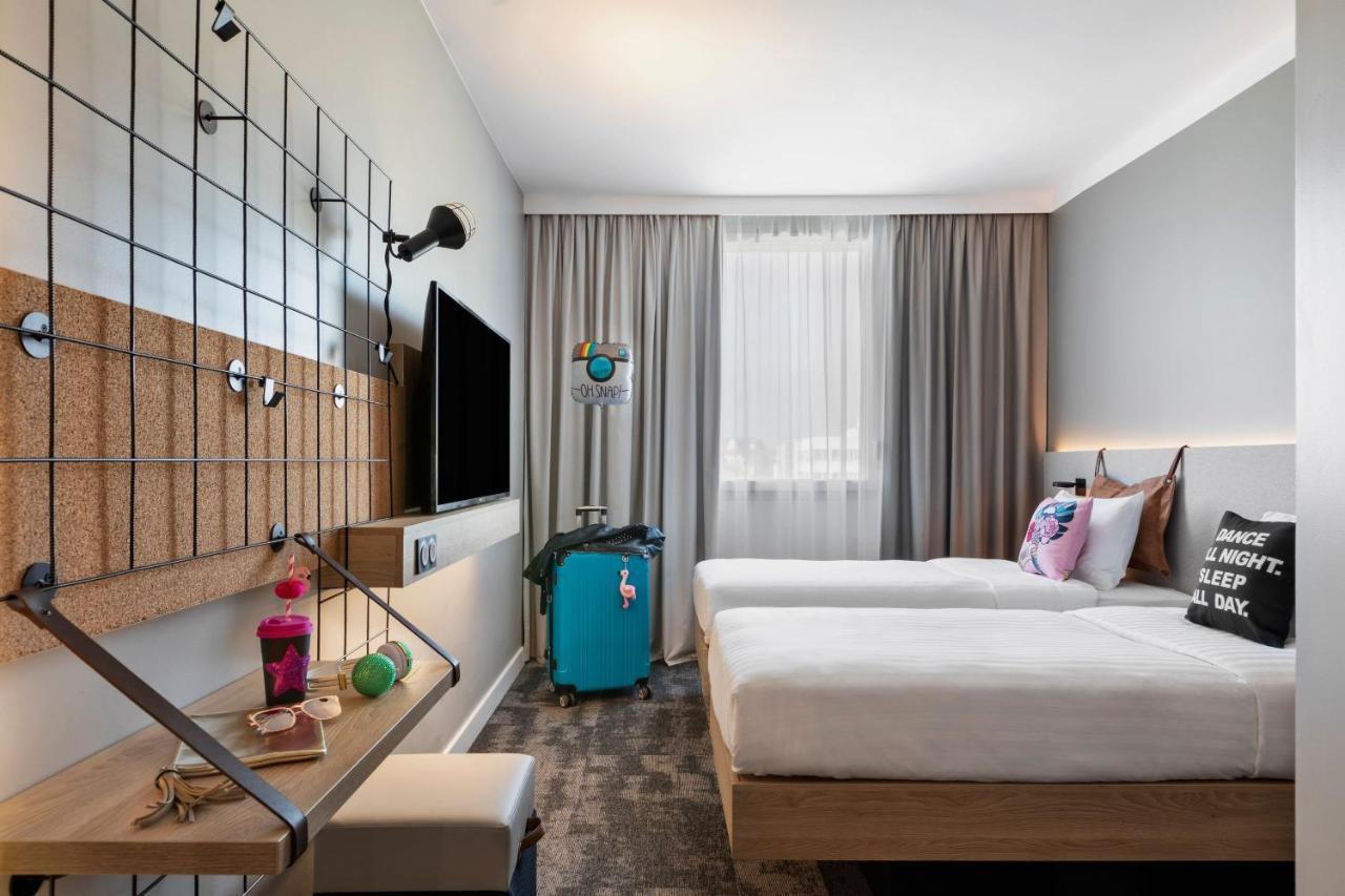 Hotel Moxy Amiens Exterior foto